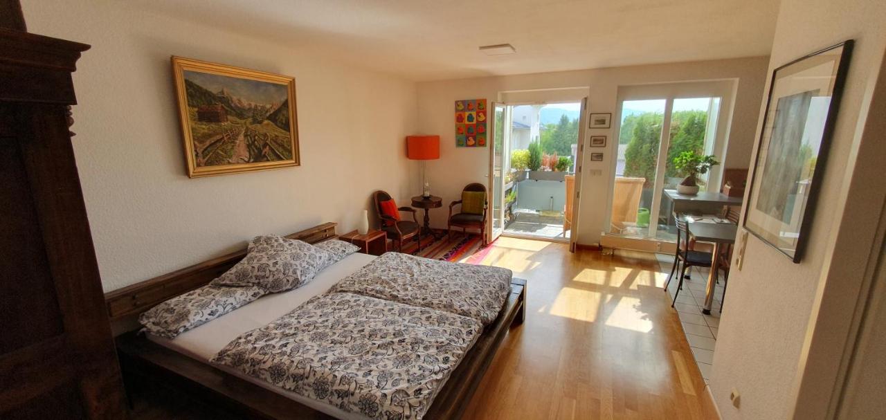 Schoene Ruhige Und Helle Wohnung In Bad Saeckingen エクステリア 写真
